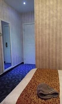 Zhengzhou Love Theme Hotel Jicheng  Екстериор снимка