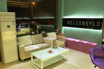 Zhengzhou Love Theme Hotel Jicheng  Екстериор снимка